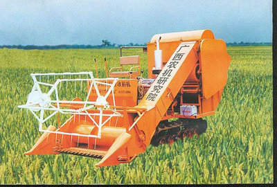 广西农机院4LZ-1.2水稻联合收割机 南方丘陵地区水稻机械化收获的得力助手